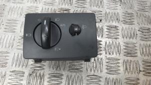 Gebruikte Licht Schakelaar Ford Fusion 1.4 16V Prijs € 15,75 Margeregeling aangeboden door Binckhorst BV