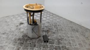 Gebruikte Tank element Pomp Skoda Octavia Combi (1Z5) 1.6 TDI Greenline Prijs € 36,75 Margeregeling aangeboden door Binckhorst BV