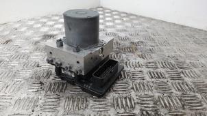 Gebruikte ABS Pomp Mercedes E (W212) E-350 CDI BlueEfficiency V6 24V 4-Matic Prijs € 157,50 Margeregeling aangeboden door Binckhorst BV