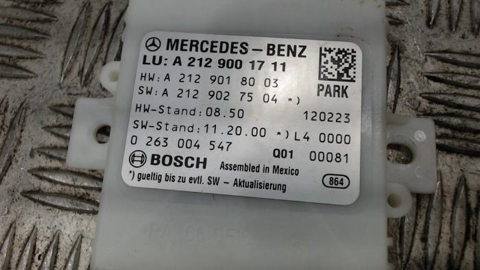 PDC Module van een Mercedes-Benz E (W212) E-350 CDI BlueEfficiency V6 24V 4-Matic 2012