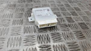 Gebruikte Module PDC Mercedes E (W212) E-350 CDI BlueEfficiency V6 24V 4-Matic Prijs € 42,00 Margeregeling aangeboden door Binckhorst BV