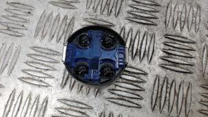 Gebruikte Sensor regen Mercedes E (W212) E-350 CDI BlueEfficiency V6 24V 4-Matic Prijs € 15,75 Margeregeling aangeboden door Binckhorst BV