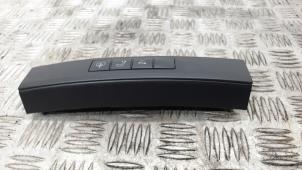 Gebruikte PDC Schakelaar Mercedes E (W212) E-350 CDI BlueEfficiency V6 24V 4-Matic Prijs € 21,00 Margeregeling aangeboden door Binckhorst BV