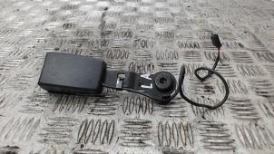 Gebruikte Veiligheidsgordel Insteek links-achter Ford Galaxy (CK) 2.0 TDCi 150 16V Prijs € 15,75 Margeregeling aangeboden door Binckhorst BV