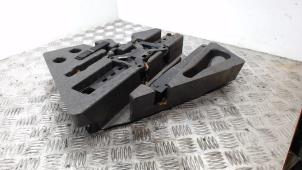 Gebruikte Krik Ford Galaxy (CK) 2.0 TDCi 150 16V Prijs € 26,25 Margeregeling aangeboden door Binckhorst BV