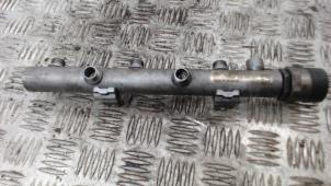 Gebruikte Injector brug Volkswagen Touareg (7LA/7L6) 3.0 TDI V6 24V Prijs € 31,50 Margeregeling aangeboden door Binckhorst BV
