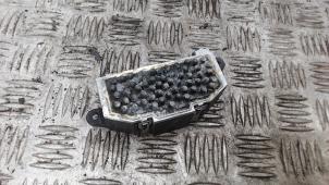 Gebruikte Kachel Weerstand Citroen C4 Picasso (UD/UE/UF) 1.8 16V Prijs € 21,00 Margeregeling aangeboden door Binckhorst BV