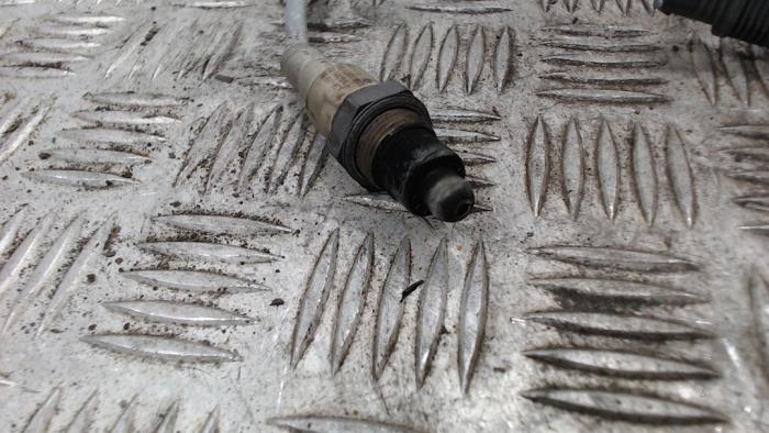 Lambda Sonde van een BMW 2 serie Active Tourer (F45) 218i 1.5 TwinPower Turbo 12V 2015