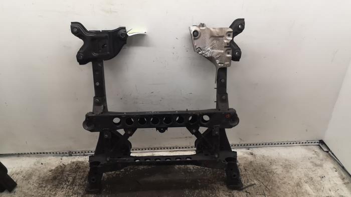 Gebruikte Subframe Mercedes V (447.8) 2.1 250 BlueTEC, 250 d 16V Prijs € 367,50 Margeregeling aangeboden door Binckhorst BV