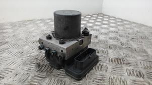 Gebruikte ABS Pomp Mercedes V (447.8) 2.1 250 BlueTEC, 250 d 16V Prijs € 210,00 Margeregeling aangeboden door Binckhorst BV