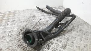 Gebruikte Vulpijp Brandstoftank Ford Ka II 1.2 Prijs € 36,75 Margeregeling aangeboden door Binckhorst BV