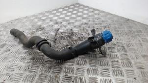 Gebruikte Vulpijp ad-blue tank Mercedes V (447.8) 2.1 250 BlueTEC, 250 d 16V Prijs € 26,25 Margeregeling aangeboden door Binckhorst BV