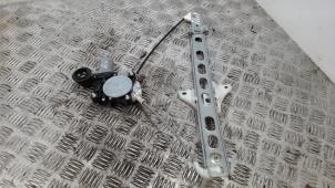 Gebruikte Ruitmechaniek 4Deurs rechts-voor Suzuki Swift (ZA/ZC/ZD) 1.2 16V Prijs € 36,75 Margeregeling aangeboden door Binckhorst BV