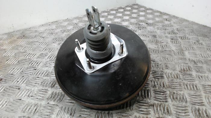 Rembekrachtiger van een Suzuki Swift (ZA/ZC/ZD) 1.2 16V 2011