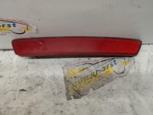 Gebruikte Bumper reflector rechts-achter Alfa Romeo 159 (939AX) 2.2 JTS 16V Prijs € 15,75 Margeregeling aangeboden door Binckhorst BV