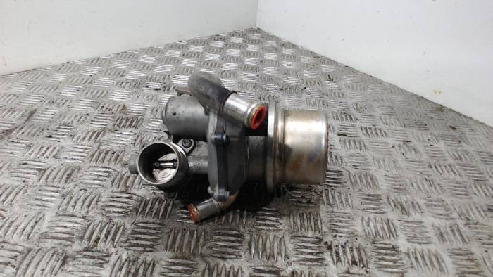 Gebruikte Uitlaat gasklep (EGR) Volkswagen Golf VII Variant (AUVV) 1.6 TDI BMT 16V Prijs € 42,00 Margeregeling aangeboden door Binckhorst BV