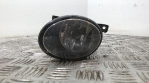 Gebruikte Mistlamp links-voor Volkswagen Transporter T5 2.0 TDI DRF Prijs € 21,00 Margeregeling aangeboden door Binckhorst BV