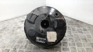 Gebruikte Rembekrachtiger Ford S-Max (GBW) 2.0 TDCi 16V 136 Prijs € 52,50 Margeregeling aangeboden door Binckhorst BV