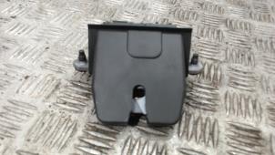 Gebruikte Achterklep Slotmechaniek Ford Galaxy (WA6) 2.0 TDCi 16V Prijs € 26,25 Margeregeling aangeboden door Binckhorst BV