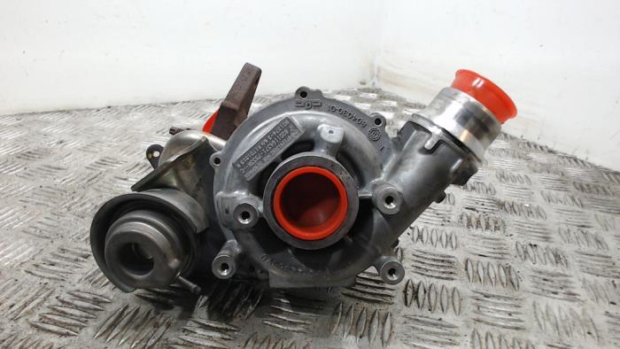 Gebruikte Turbo Renault Clio IV Estate/Grandtour (7R) 1.5 Energy dCi 90 FAP Prijs € 131,25 Margeregeling aangeboden door Binckhorst BV