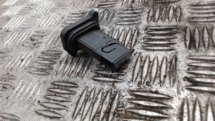 Gebruikte Luchthoeveelheidsmeter BMW X1 (E84) sDrive 20i 2.0 16V Twin Power Turbo Prijs € 31,50 Margeregeling aangeboden door Binckhorst BV