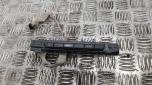 Gebruikte ESP Schakelaar BMW X1 (E84) sDrive 20i 2.0 16V Twin Power Turbo Prijs € 21,00 Margeregeling aangeboden door Binckhorst BV