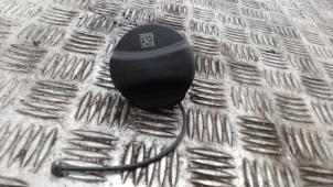 Gebruikte Tankdop BMW X1 (E84) sDrive 20i 2.0 16V Twin Power Turbo Prijs € 10,50 Margeregeling aangeboden door Binckhorst BV