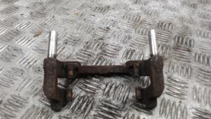 Gebruikte Remzadel rechts-achter Ford Focus 3 1.0 Ti-VCT EcoBoost 12V 125 Prijs € 15,75 Margeregeling aangeboden door Binckhorst BV