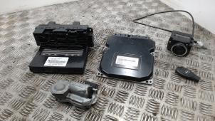 Gebruikte Contactslot + computer Mercedes C Sportcoupé (C203) 1.8 C-180K 16V Prijs € 183,75 Margeregeling aangeboden door Binckhorst BV