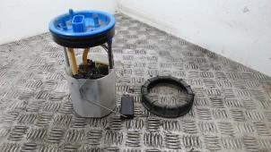 Gebruikte Brandstofpomp Elektrisch Volkswagen Polo V (6R) 1.2 TSI Prijs € 36,75 Margeregeling aangeboden door Binckhorst BV