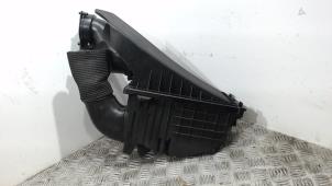 Gebruikte Luchtfilterhuis Jaguar XF (CC9) 3.0 D V6 24V Prijs € 63,00 Margeregeling aangeboden door Binckhorst BV