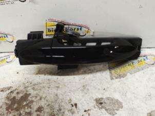 Gebruikte Portiergreep 2Deurs rechts Ford Fiesta 6 (JA8) 1.6 TDCi 16V Prijs € 15,75 Margeregeling aangeboden door Binckhorst BV