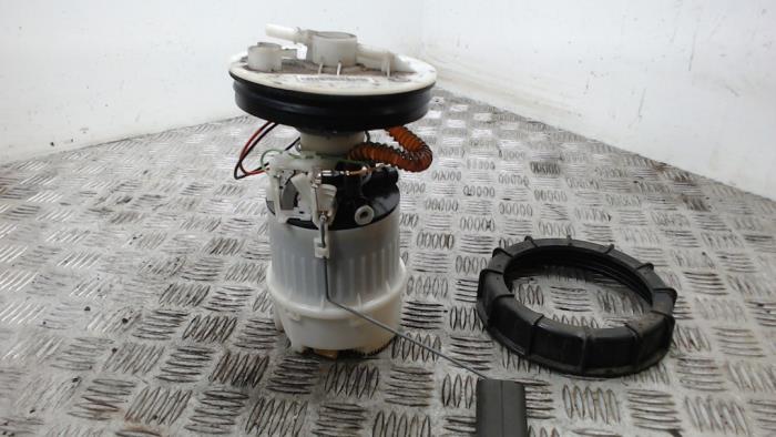 Gebruikte Tank element Pomp Ford Focus 2 Wagon 1.6 16V Prijs € 42,00 Margeregeling aangeboden door Binckhorst BV