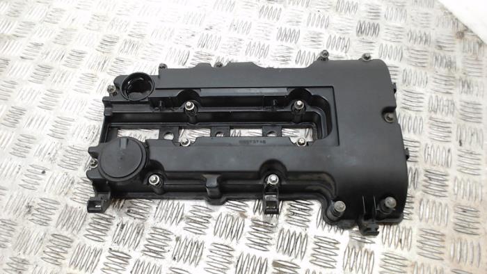 Gebruikte Kleppendeksel Opel Meriva (B) 1.4 Turbo 16V ecoFLEX Prijs € 52,50 Margeregeling aangeboden door Binckhorst BV