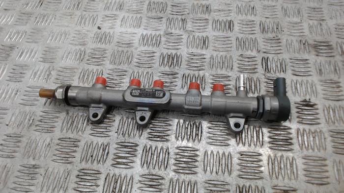 Gebruikte Galerij (Injectie) BMW 5 serie (F10) 520d 16V Prijs € 36,75 Margeregeling aangeboden door Binckhorst BV