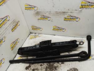 Gebruikte Krik Ford Transit 2.2 TDCi 16V Prijs € 21,00 Margeregeling aangeboden door Binckhorst BV