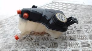 Gebruikte Koelwater Reservoir Ford Mondeo IV 2.0 Ecoboost SCTi 16V Prijs € 21,00 Margeregeling aangeboden door Binckhorst BV