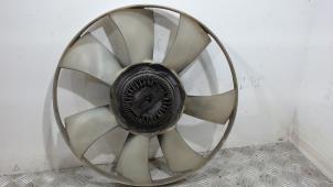 Gebruikte Viscosekoppeling koelvin Mercedes Vito (639.6) 2.2 110 CDI 16V Euro 5 Prijs € 42,00 Margeregeling aangeboden door Binckhorst BV