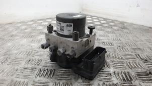 Gebruikte ABS Pomp Chevrolet Spark (M300) 1.0 16V Bifuel Prijs € 36,75 Margeregeling aangeboden door Binckhorst BV