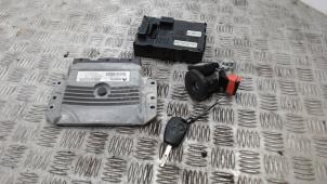 Gebruikte Kontaktslot + computer Renault Modus/Grand Modus (JP) 1.6 16V Prijs € 114,45 Margeregeling aangeboden door Binckhorst BV