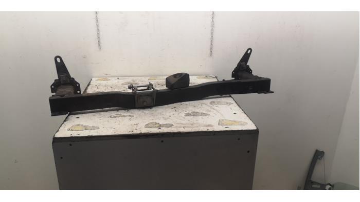 Gebruikte Subframe Citroen C5 III Tourer (RW) 3.0 HDiF V6 24V Prijs € 52,50 Margeregeling aangeboden door Binckhorst BV