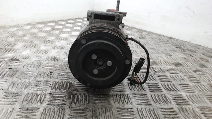 Gebruikte Aircopomp Ford Fiesta 6 (JA8) 1.0 Ti-VCT 12V 65 Prijs € 72,45 Margeregeling aangeboden door Binckhorst BV