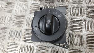 Gebruikte Licht Schakelaar Mercedes Citan (415.6) 1.5 108 CDI Prijs € 21,00 Margeregeling aangeboden door Binckhorst BV