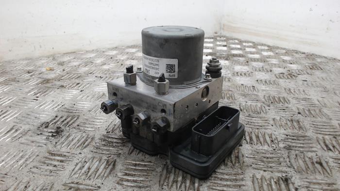 Gebruikte ABS Pomp Opel Karl 1.0 12V Prijs € 42,00 Margeregeling aangeboden door Binckhorst BV