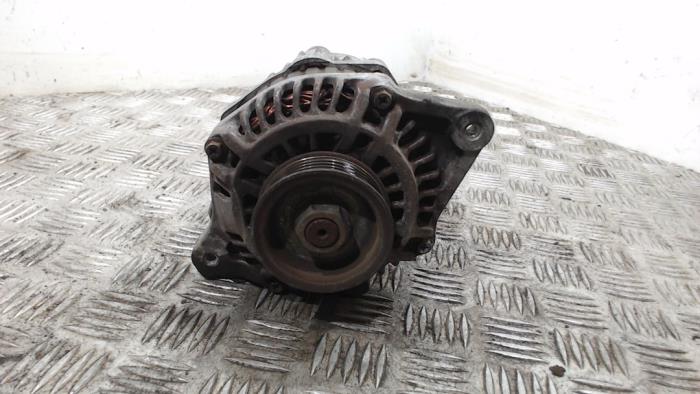 Gebruikte Dynamo Honda Jazz (GD/GE2/GE3) 1.3 i-Dsi Prijs € 36,75 Margeregeling aangeboden door Binckhorst BV