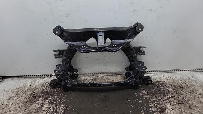 Gebruikte Subframe Tesla Model Y (5YJY) RWD Prijs € 210,00 Margeregeling aangeboden door Binckhorst BV