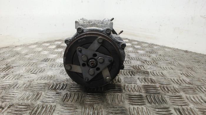Gebruikte Pomp Airco Citroen C4 Grand Picasso (UA) 2.0 HDiF 16V 150 Prijs € 94,50 Margeregeling aangeboden door Binckhorst BV