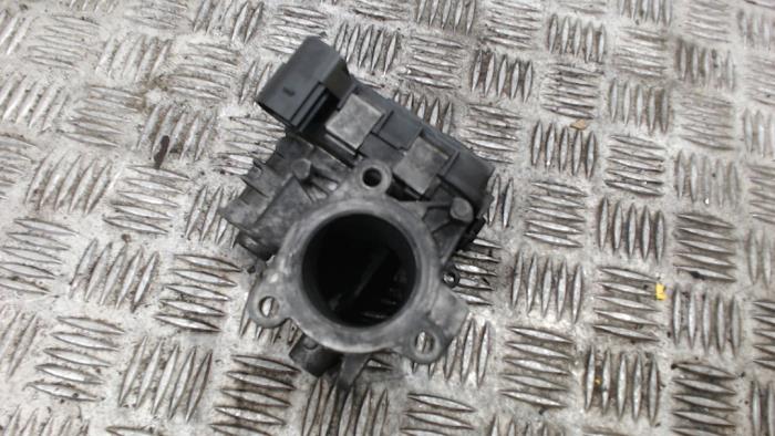 Gebruikte Gasklephuis Opel Combo 1.3 CDTI 16V ecoFlex Prijs € 26,25 Margeregeling aangeboden door Binckhorst BV