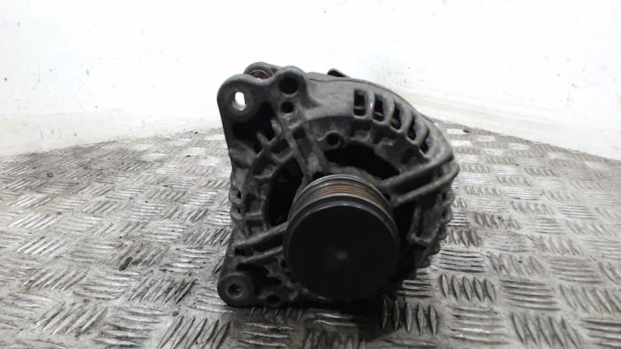 Gebruikte Dynamo Audi A4 (B7) 2.0 TDI 16V Prijs € 42,00 Margeregeling aangeboden door Binckhorst BV