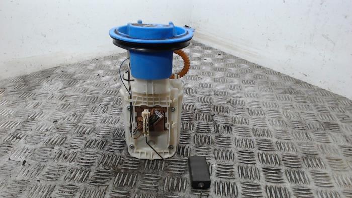 Gebruikte Tank element Pomp Volkswagen Jetta III (1K2) 1.4 TSI 140 16V Prijs € 42,00 Margeregeling aangeboden door Binckhorst BV
